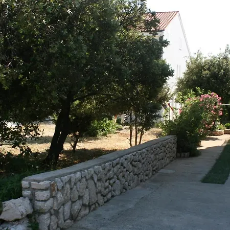 Mandre 523a Apartment Kolan